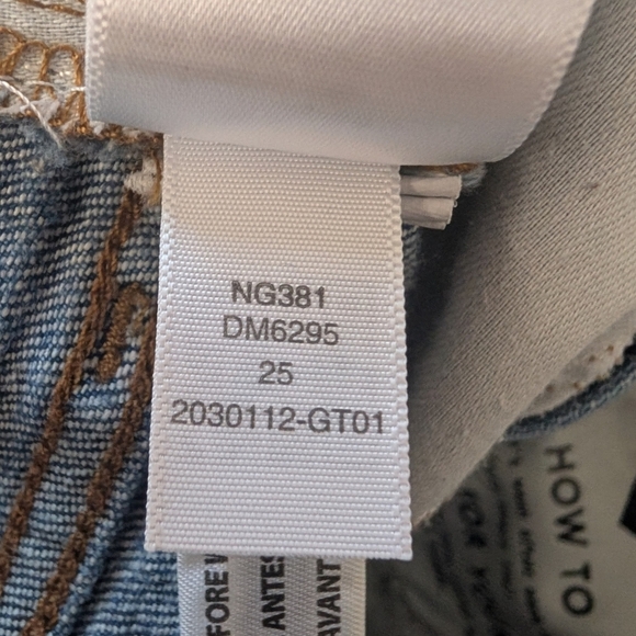 Madewell Curvy Perfect Vintage Straight Jean Size 25 NWT Hourglass Fit - Picture 10 of 14